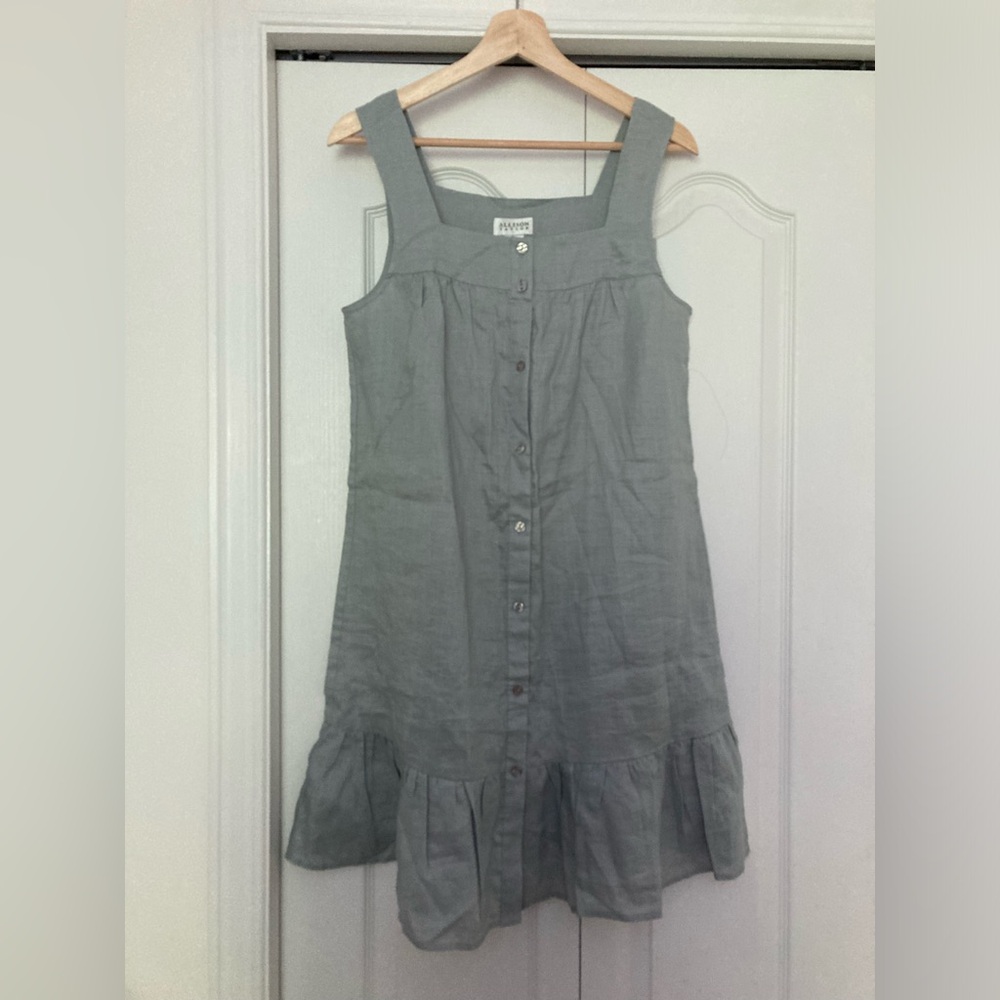 100% linen squareneck dress, size M